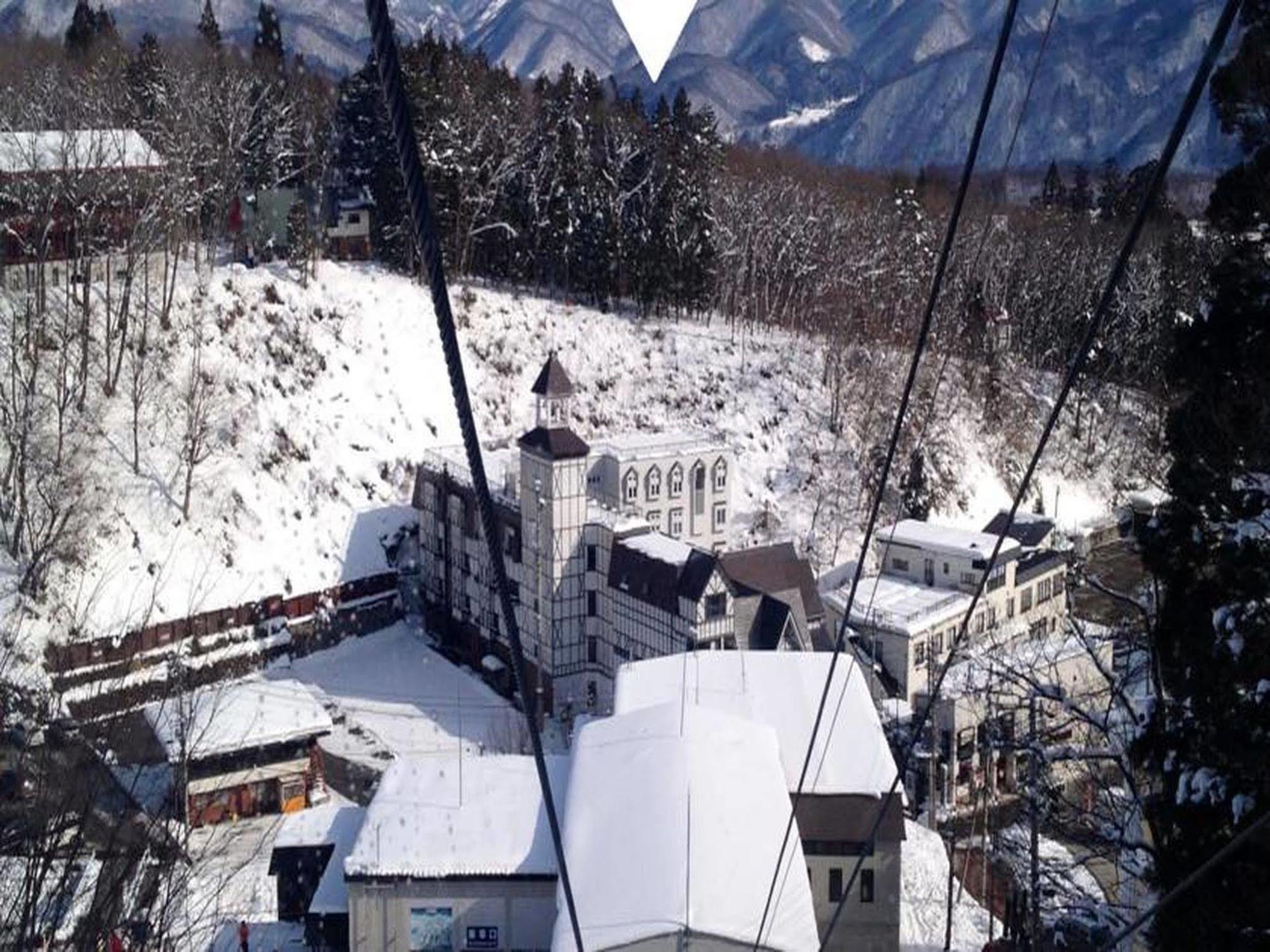 Hakuba Gondola Hotel Екстер'єр фото